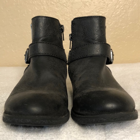 SONOMA BY KOHLS BLACK BOOTS;SIZE 7 - Picture 2 of 8